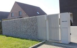 Steenkorven tuinafsluiting