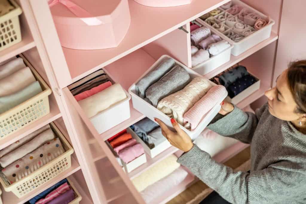 Dressing in Marie Kondo-stijl