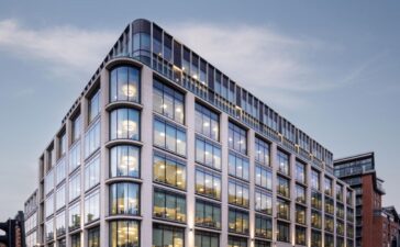 Erskine House, Belfast, Verenigd Koninkrijk. Toegepaste systemen: MB-SR 50N