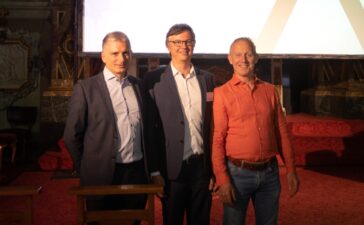 V.l.n.r.: Federico Bisschop (Cohousing Projects), Floris Vantyghem (Bouw Bossu) en Jan Bossu (Bouw Bossu)
