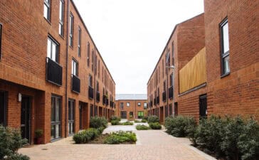 Snel werk maken van ambitieus beleid qua wonen, overheidsinvesteringen en jobs