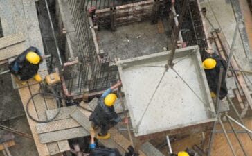 Vertraging in de bouw door regen