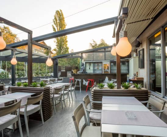 Café/Restaurant terrasoverkappingen: Materialen & Prijs