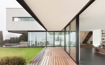 Ramen en schuiframen voor veranda of terrasoverkapping