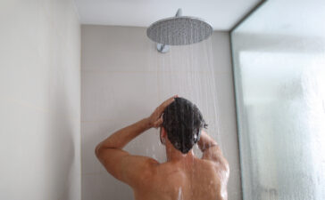 Wandbekleding in je douche: Soorten & Prijzen