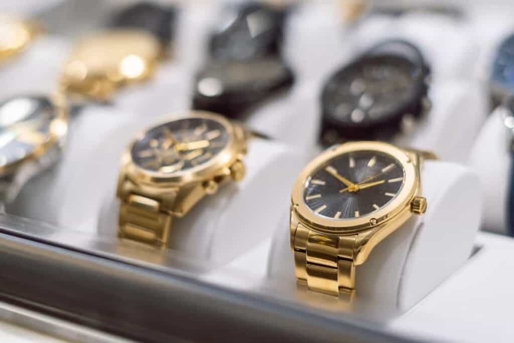Horloges in de dressing