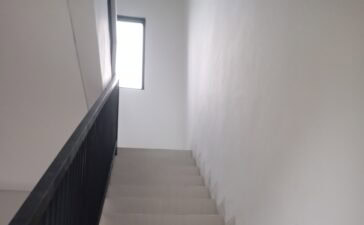 Betonnen trapbekleding