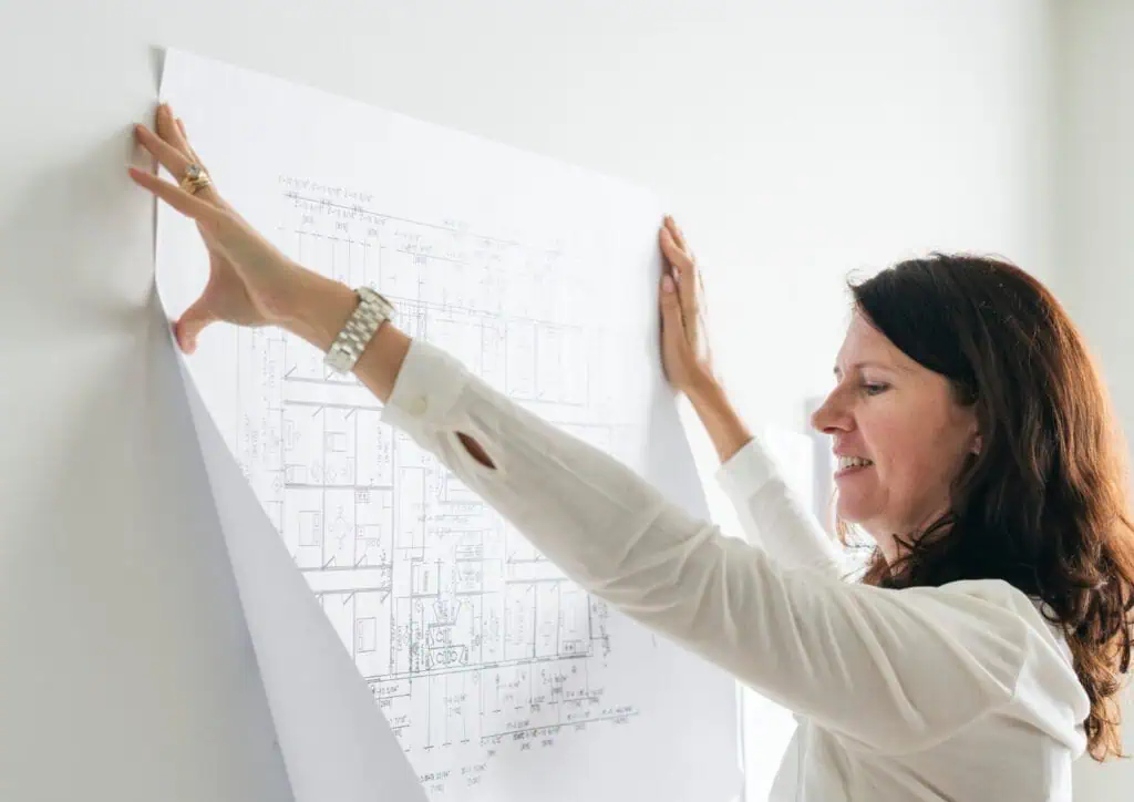 Architect met ontwerp