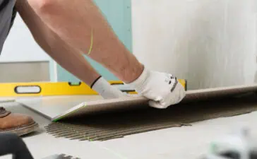 Badkamer betegelen: Prijs per type tegel