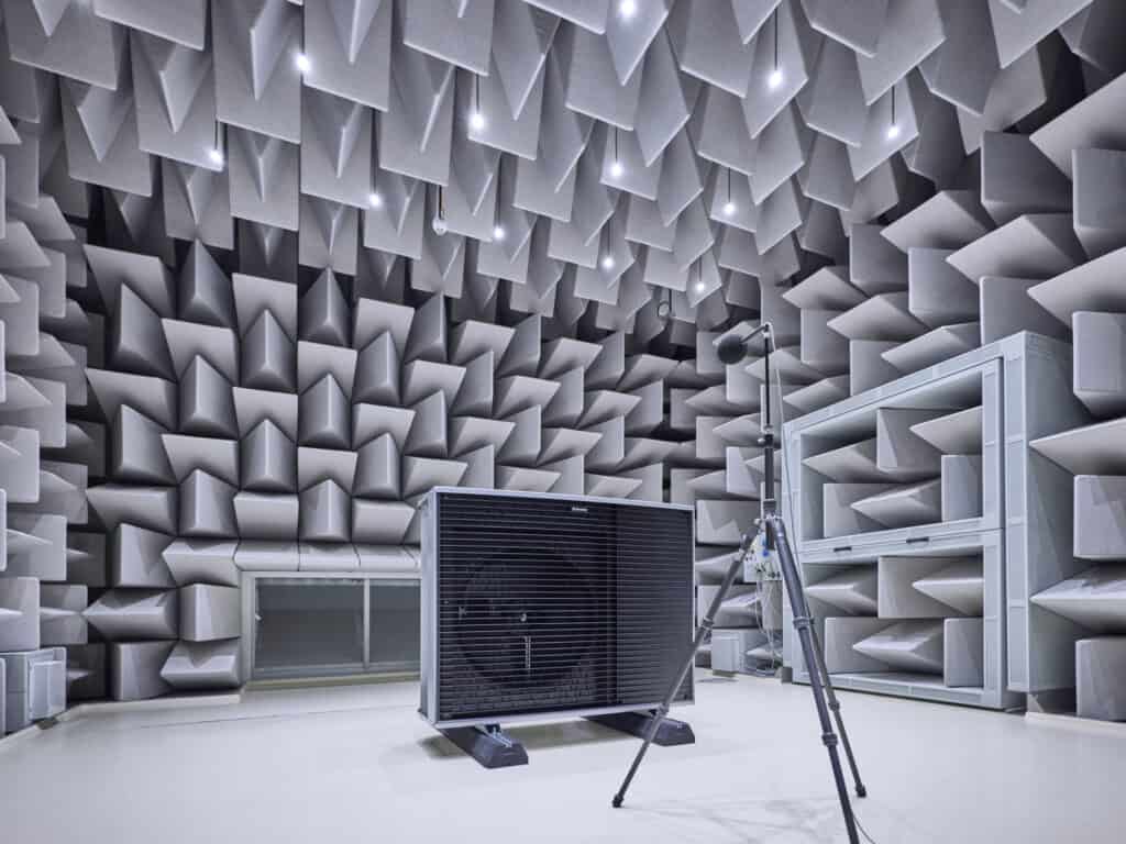 ©Daikin - Sound Test Altherma 4 H in EDC
