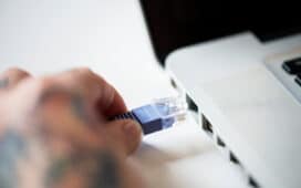 UTP kabel kiezen en aansluiten