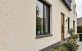 Woning met lichtbeige crepi
