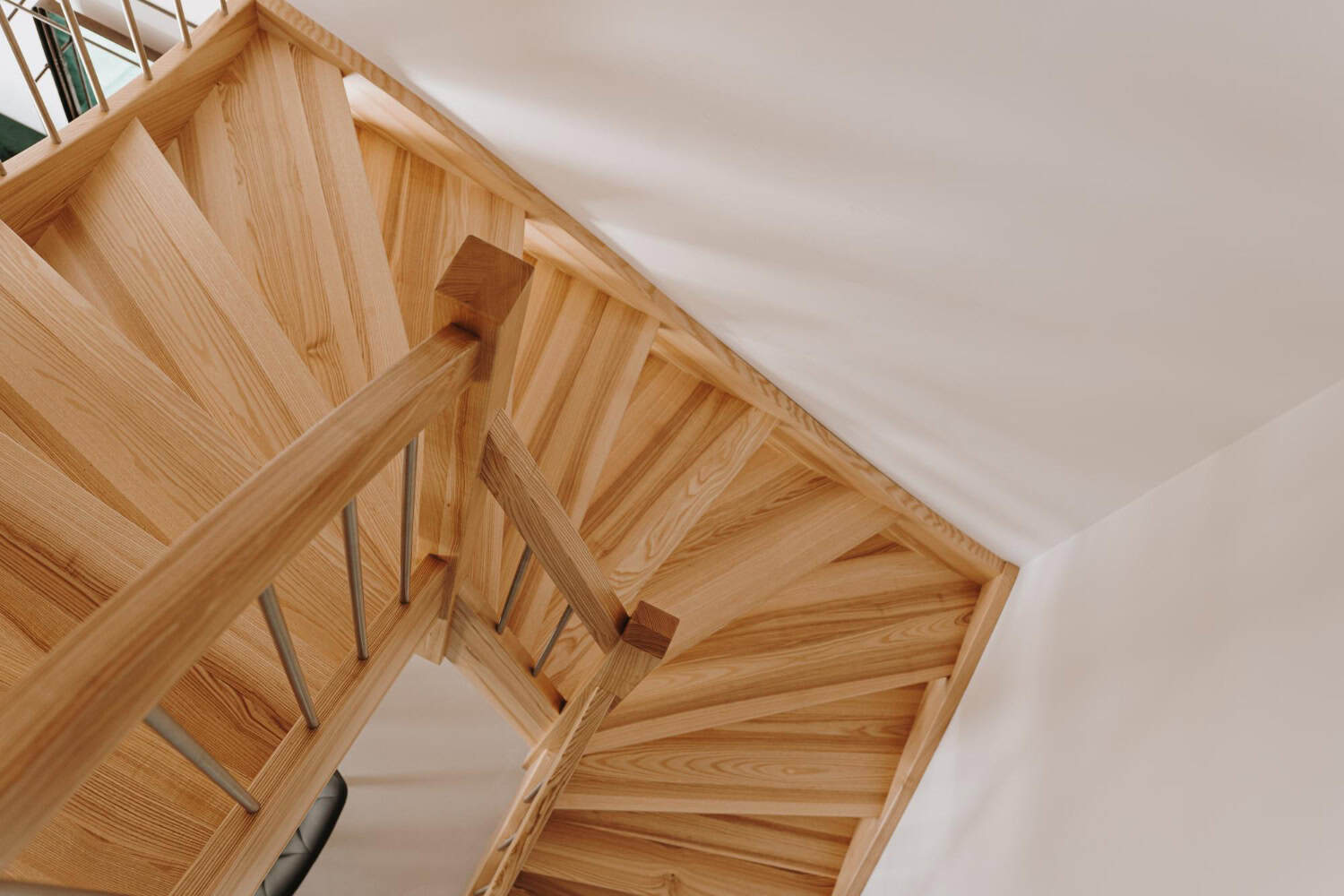 Houten balustrade voor trap